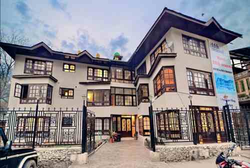 8 Days 7 Nights Kashmir Tour Adventure Packages