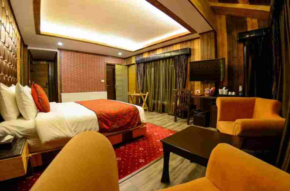 8 Days 7 Nights Adventure Tour Packages to Kashmir