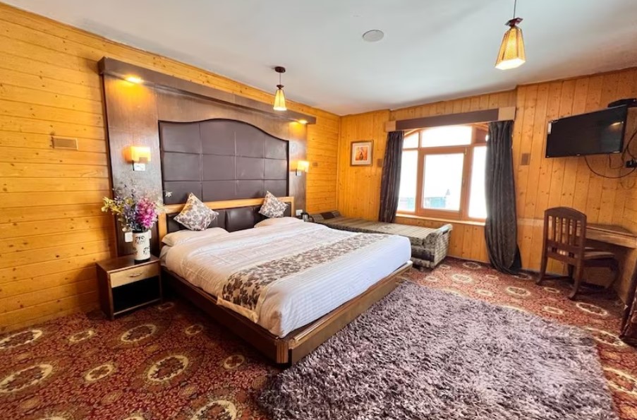 3 Days 2 Nights Adventure Kashmir Tour Packages