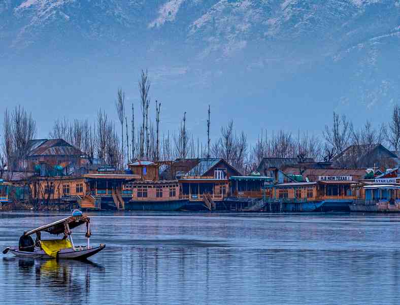 6 Days 5 Nights Kashmir Tour Romantic Packages