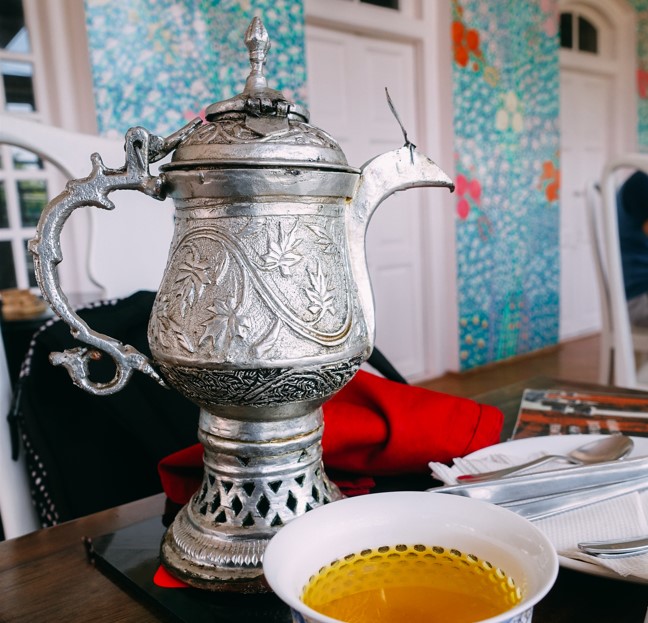 Best Things to Buy in Kashmir- Kashmiri Kettle