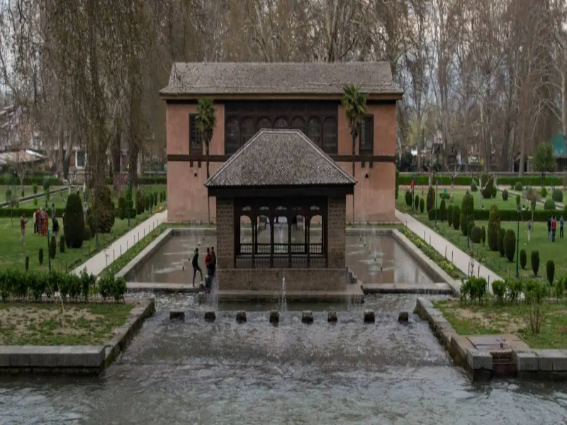 Achabal Garden.