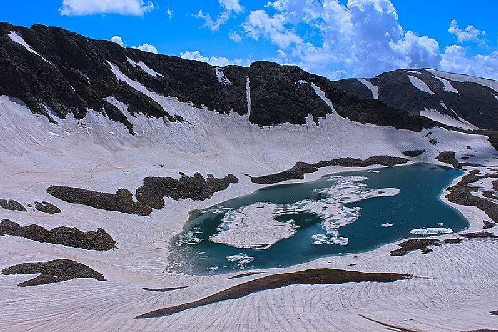 alpather-lake-gulmarg