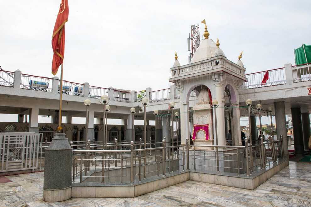 Kheer Bhawani Templ